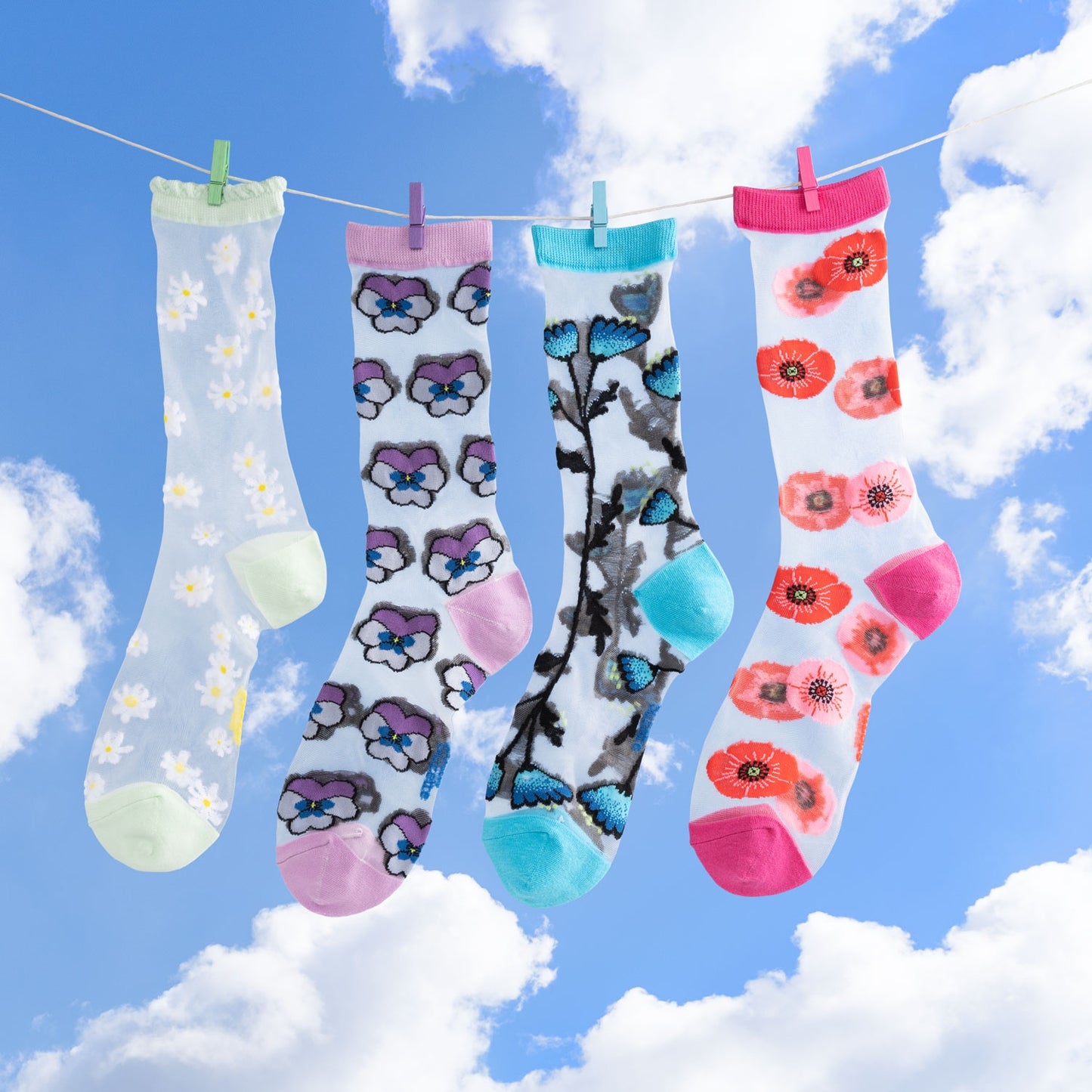Daisy Sheer Socks