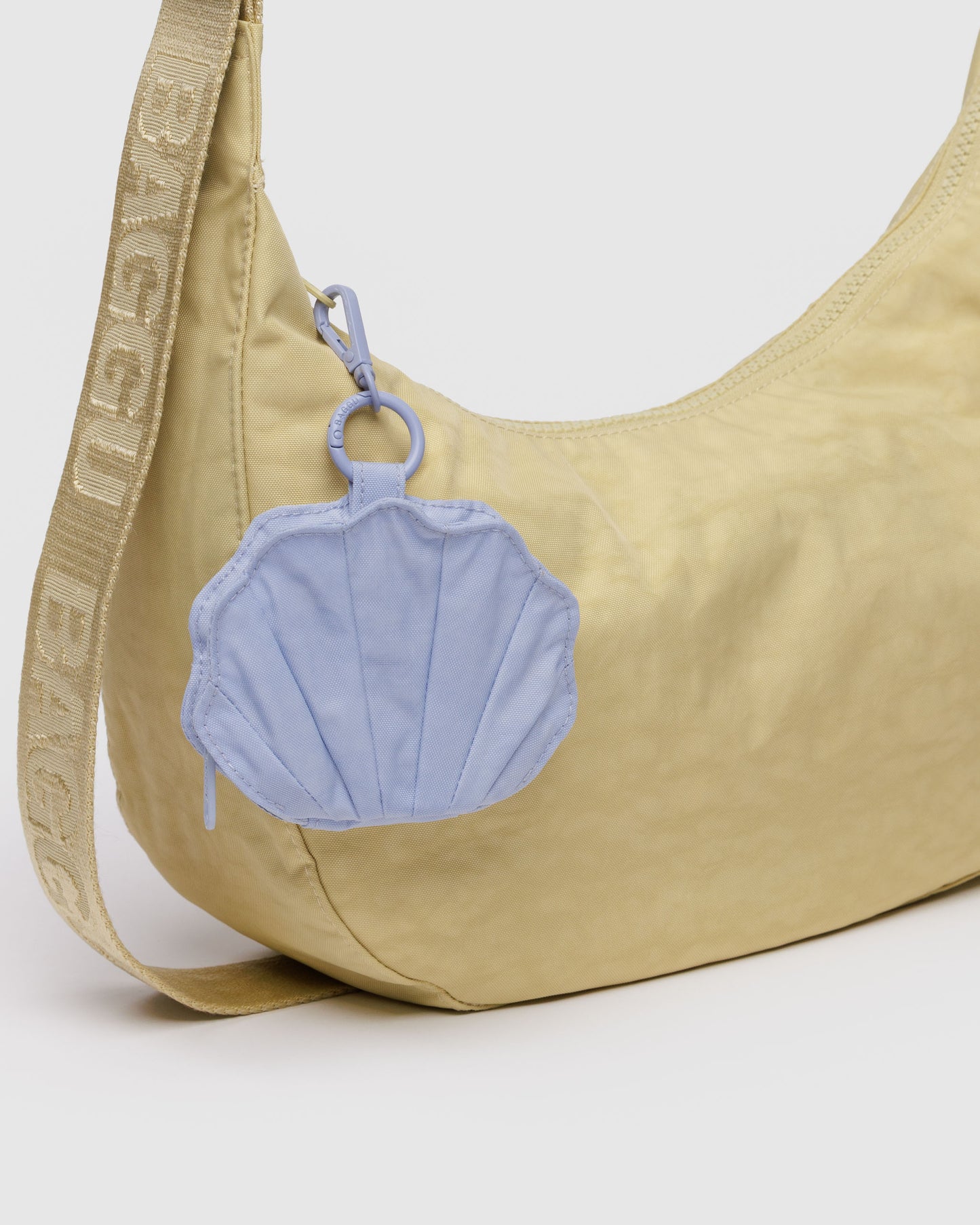 BAGGU Shell Charm - Lavender Grey