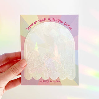 The Rosy Redhead - White Florals Suncatcher - Regnbue Vindusdekal - COLORPOP