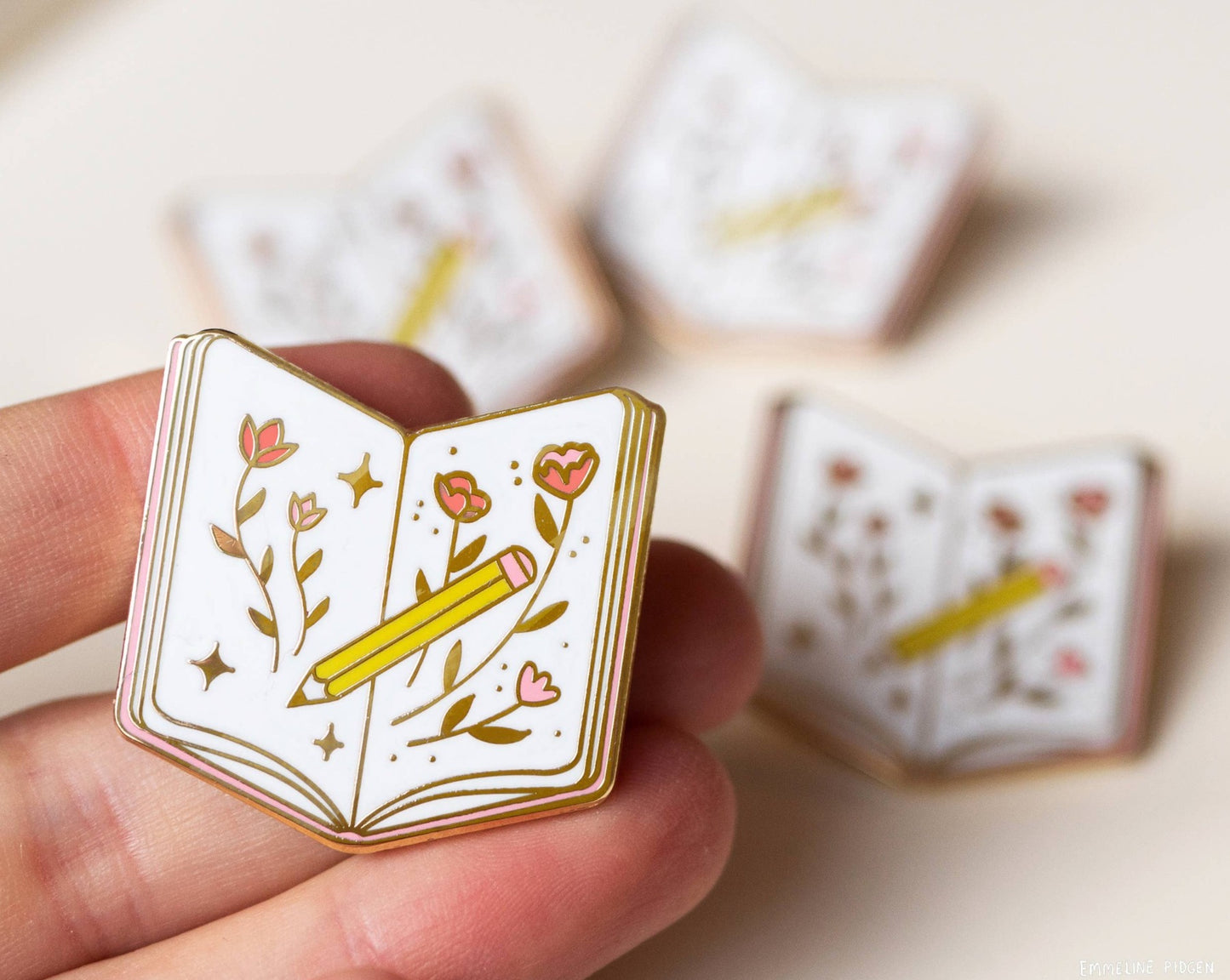 Sketchbook - Pins