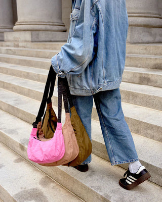 BAGGU Small Crescent Bag - Azalea Pink