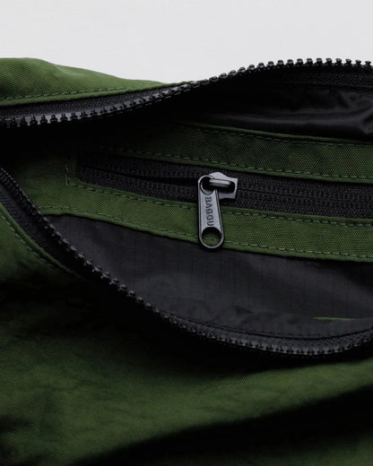 BAGGU Medium Crescent Bag - Bay Laurel