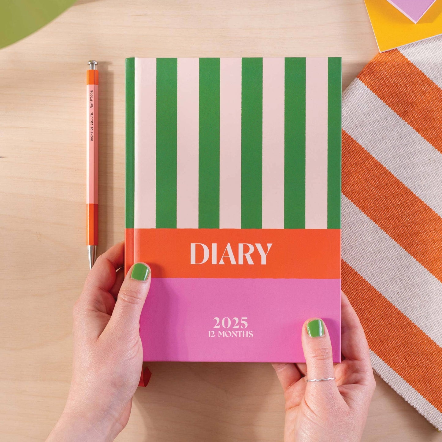 Kalender 2025 Dagbok - Cabana Stripe