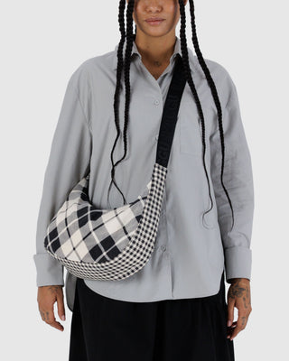 BAGGU Medium Crescent Bag - Mixed Plaid