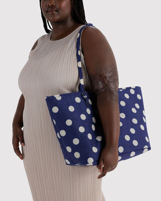 BAGGU Large Nylon Reversible Tote - Navy Polka Dot Mix