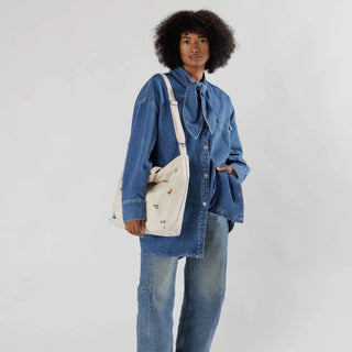 BAGGU - BAGGU Horizontal Zip Duck Bag - Ditsy Floral - COLORPOP