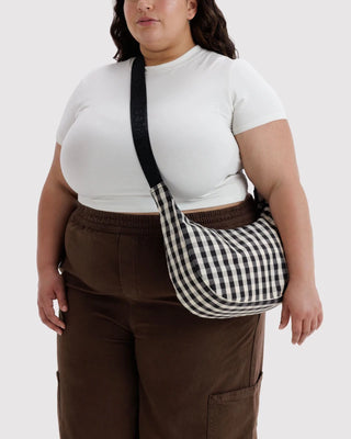 BAGGU - BAGGU Medium Crescent Bag - Black and Cream Gingham - COLORPOP
