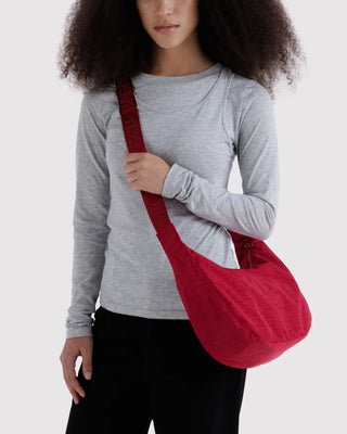 BAGGU - BAGGU Medium Crescent Bag - Cherry - COLORPOP