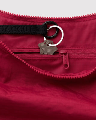 BAGGU - BAGGU Medium Crescent Bag - Cherry - COLORPOP