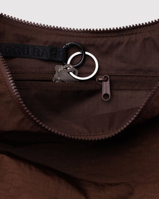 BAGGU - BAGGU Medium Crescent Bag - Coffee - COLORPOP