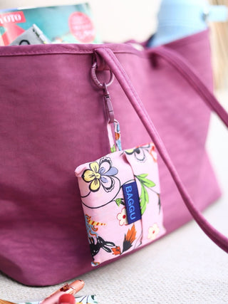 BAGGU - BAGGU Medium Nylon Reversible Tote - Wild Plum Mix - COLORPOP
