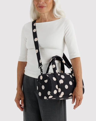 BAGGU - BAGGU Nylon Duffle Bag - Black And Cream Polka Dot - COLORPOP