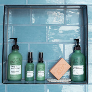 UpCircle Hand + Body Wash – Såpe for hender og kropp med kiwivann (reisestørrelse 50ml)