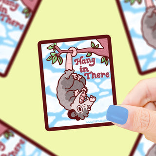 Hang in There Opossum - Klistremerke