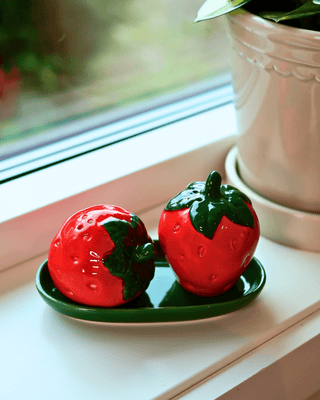 COLORPOP - Jordbær Salt - og Pepperbøsser - COLORPOP