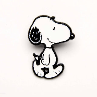 Magpie - Peanuts Friends Forever Pin - Snoopy - COLORPOP