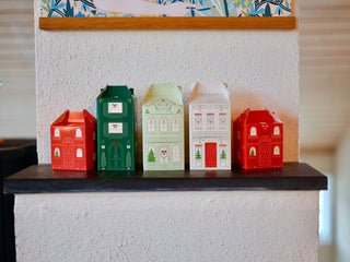 My Mind’s Eye - Christmas Village - Pakkekalender Bokser Formet Som Hus (25 stk) - COLORPOP