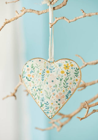 Namaste - Ditsy Floral Heart - Dekorasjon i metall - COLORPOP