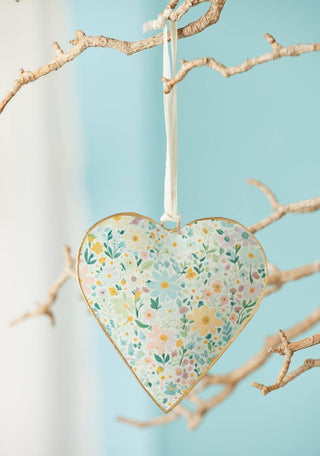 Namaste - Ditsy Floral Heart - Dekorasjon i metall - COLORPOP