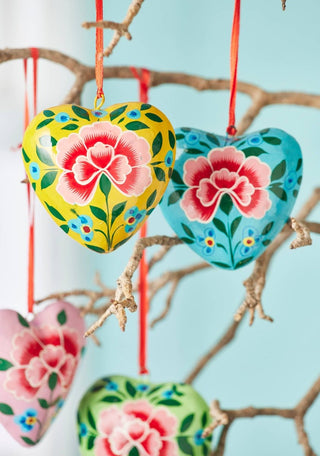 Namaste - Håndmalt Dekorasjon - Krysantemum Hjerte - COLORPOP