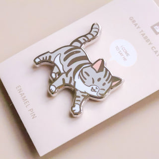Thousand Skies - Grå Stripete Katt - Pins - COLORPOP