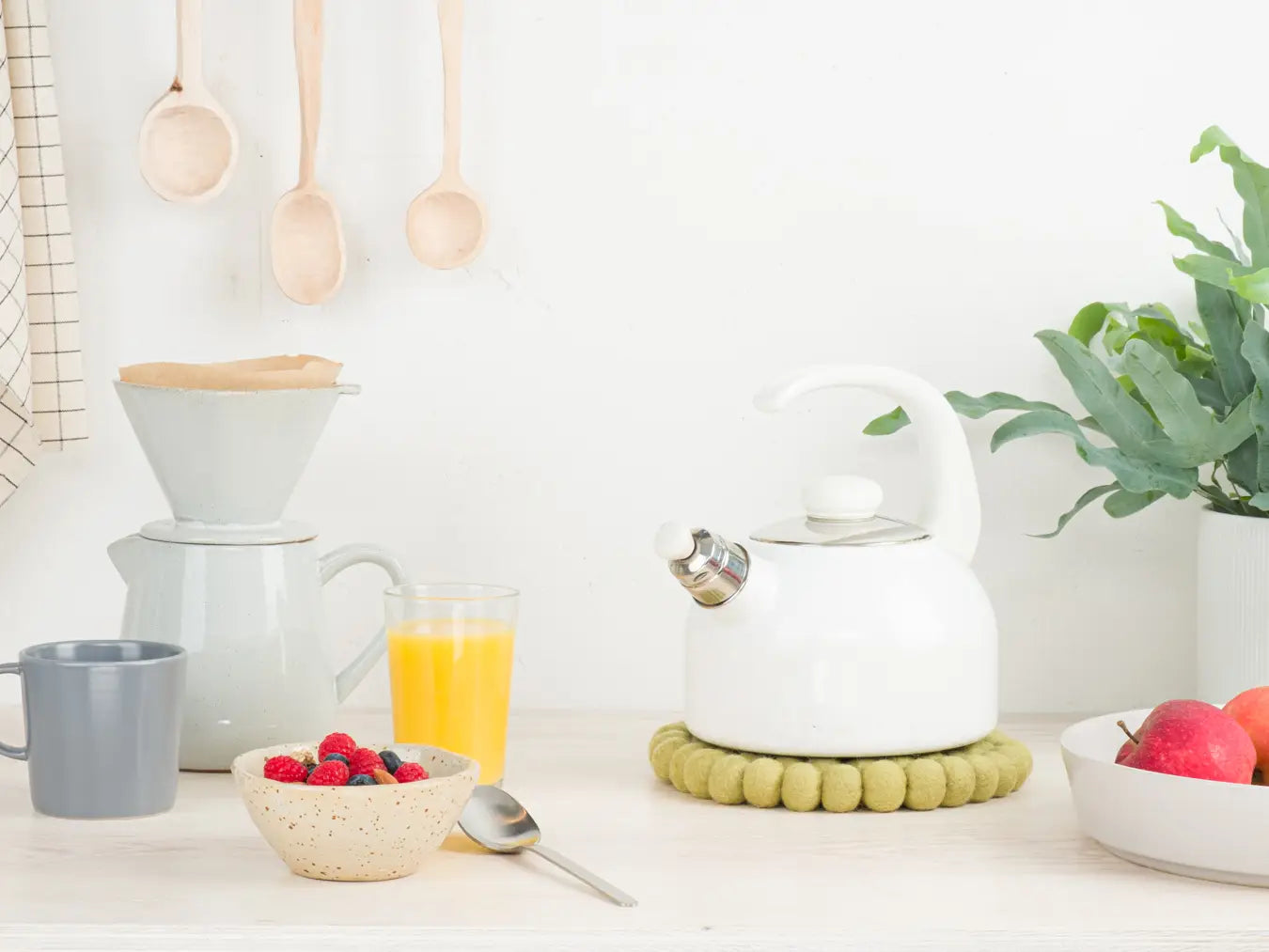 COLORPOP - Fair Trade Gryteunderlag i Ull - Pistasj-grønn - COLORPOP